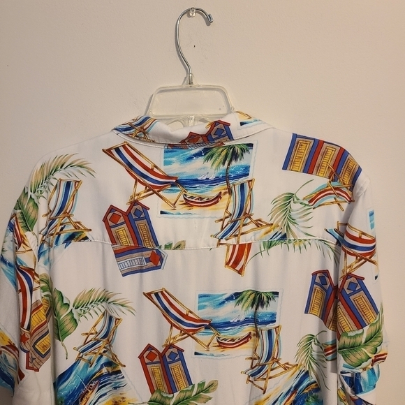 Caribbean Joe Women's | White Rayon Vacation Button Down Shirt (Size 2X) - Picture 12 of 13